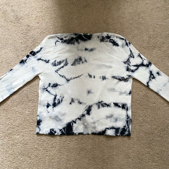 Flyaway Cardigan - Picture 3 of 6